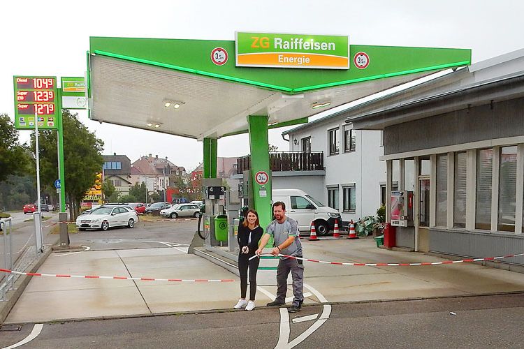Eröffnung der ZG Raiffeisen Tankstelle Kenzingen 